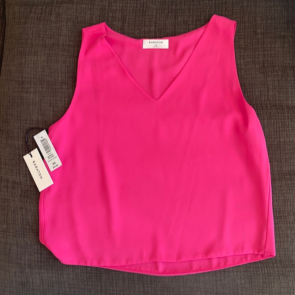 Aritzia Babaton Cropped Silk Blouse in Bright Pink